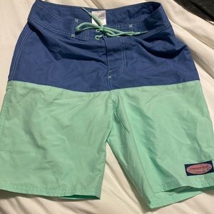 Boys Vineyard Vines multicolor bathingsuit